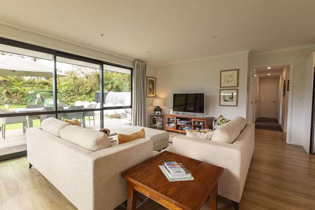 16 Charles Douglas Place Franz Josef / Waiau_2