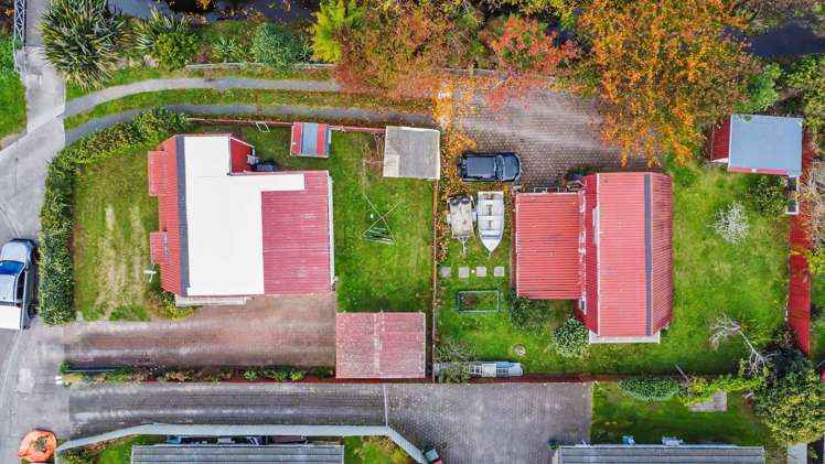 28 Neil Road Fairy Springs_18