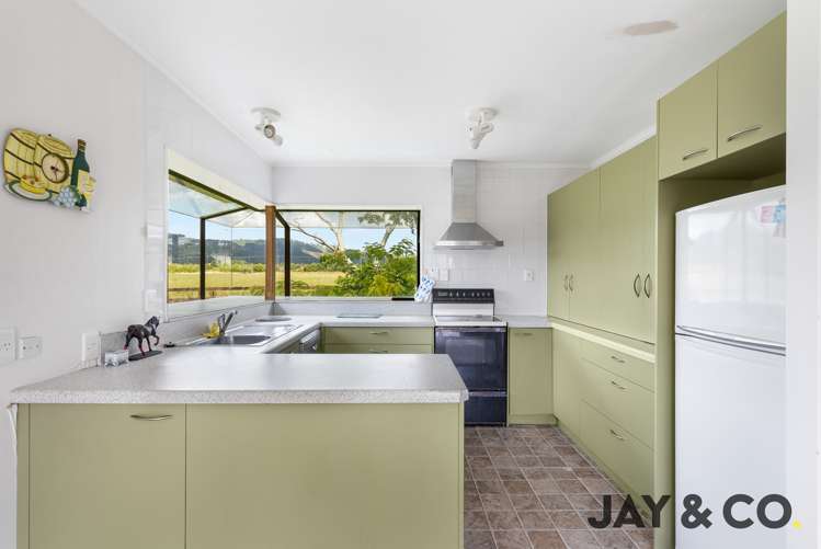 328 Tourist Road Clevedon_8