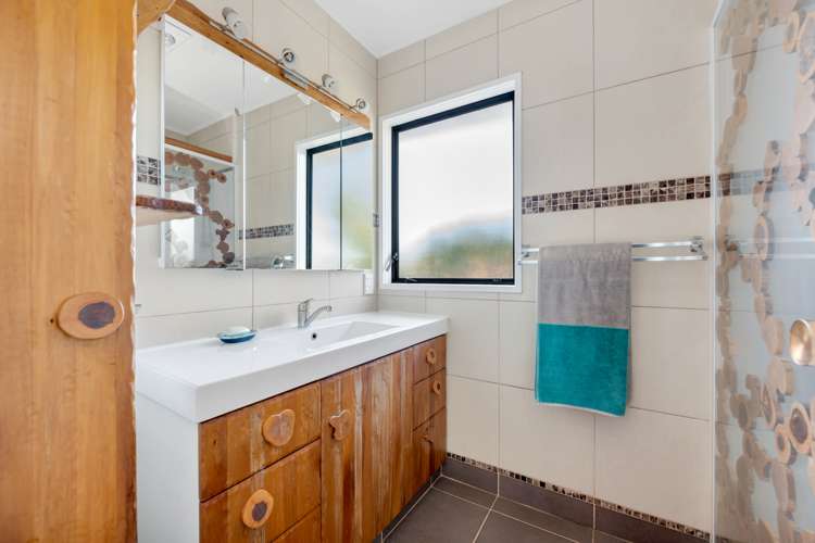 94 Hutchinsons Road Bucklands Beach_9