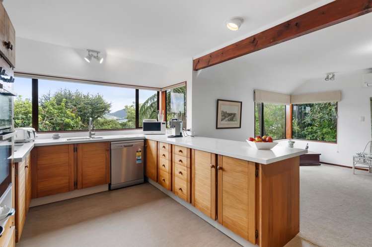 5 Nadia Grove Khandallah_6