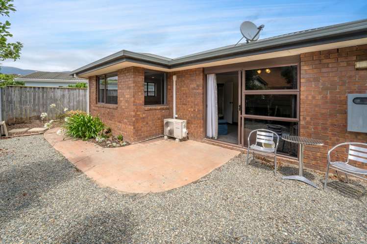 68 Aldinga Avenue Stoke_11