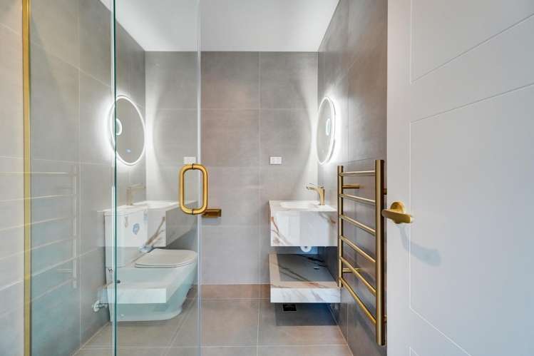 11&13 Tabitha Cres Henderson_19