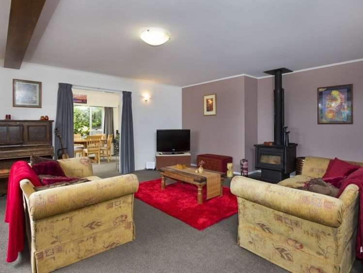 42 Churchill Avenue Richmond_5