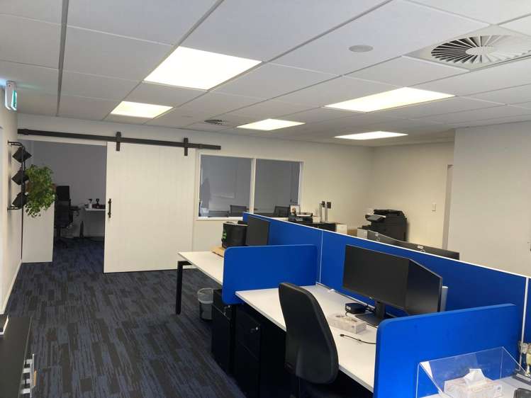 48-50 Lunn Avenue Mt Wellington_2