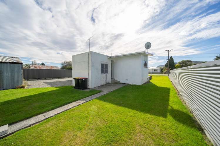 6 Helena Street Lumsden_18