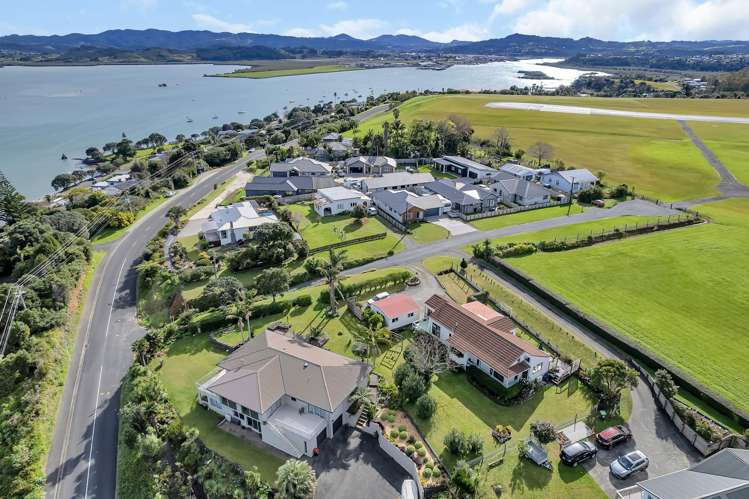 2 Gloyn Road Onerahi_29