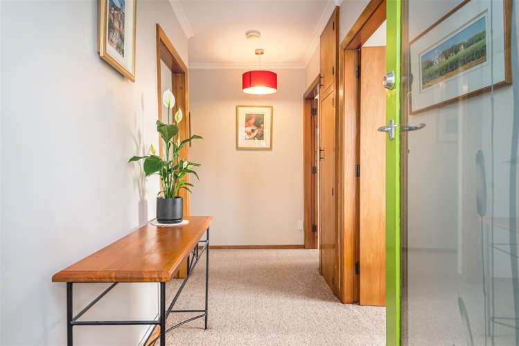 9 Waiau Street Cracroft_6