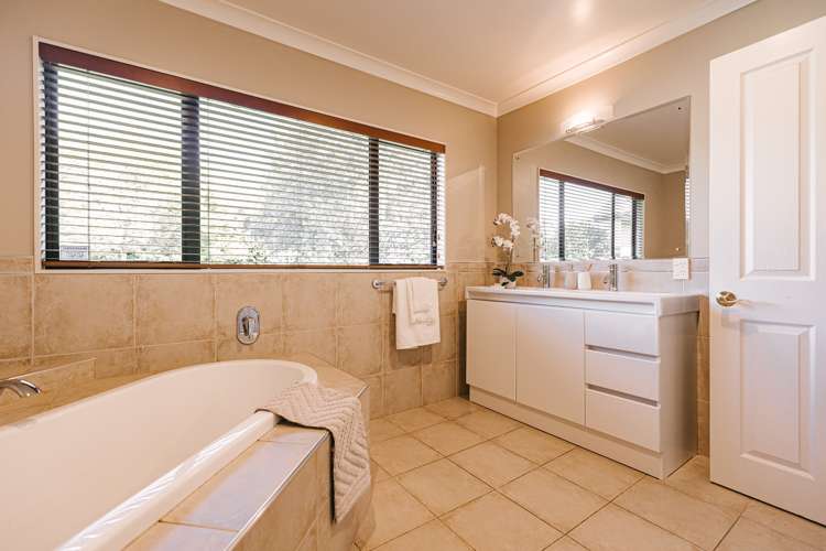 45 Dobsons Lane Kelvin Grove_32