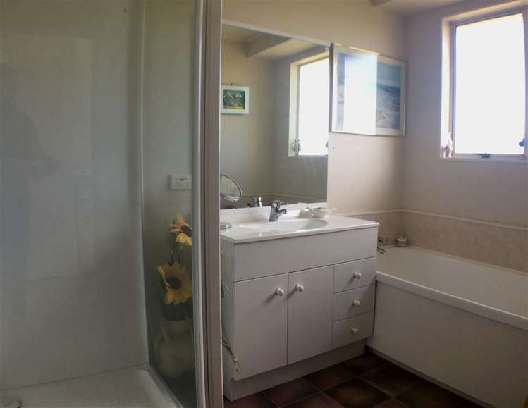 230 Reservoir Road Thames_11