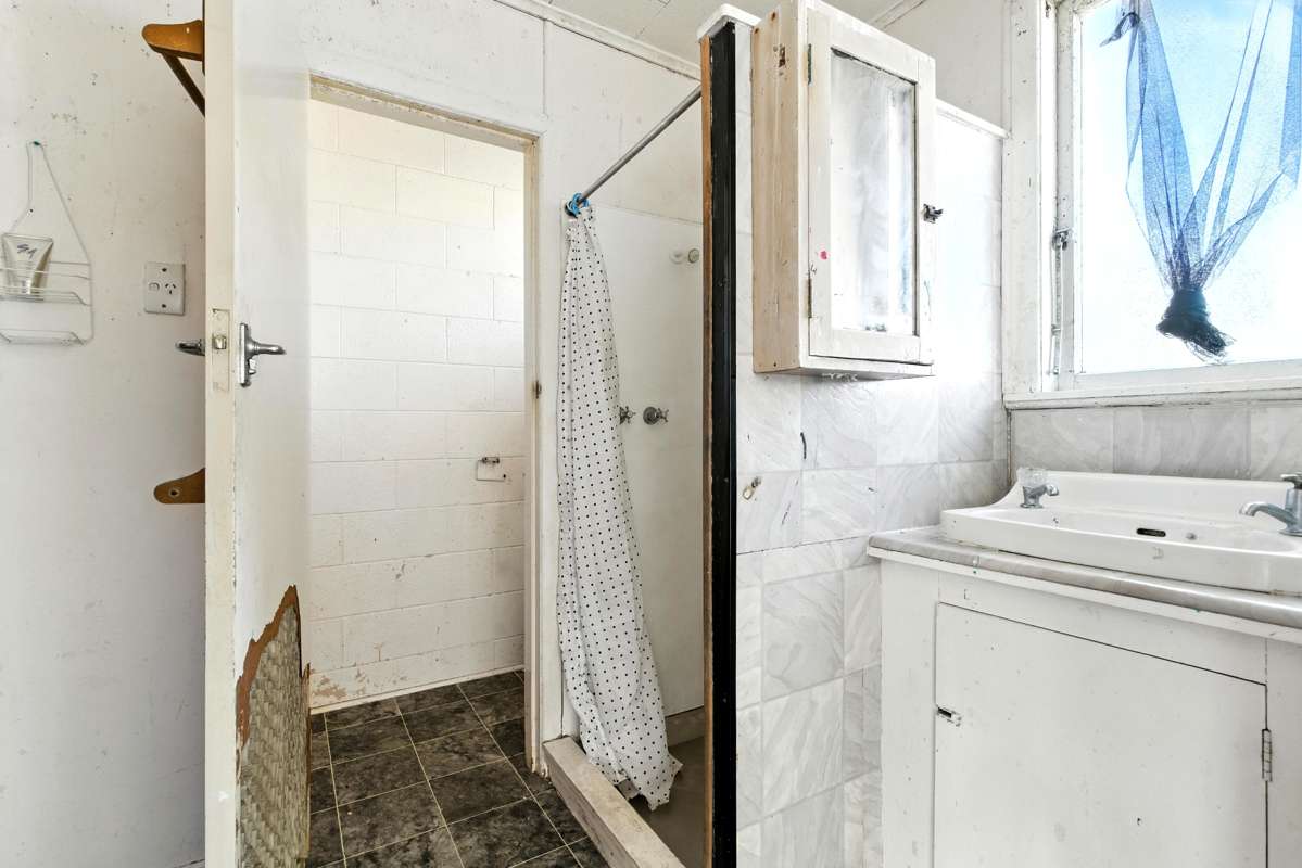 10A & 10B Neil Road_2
