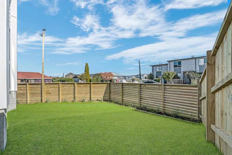 66 McAnnalley Street Manurewa East_30