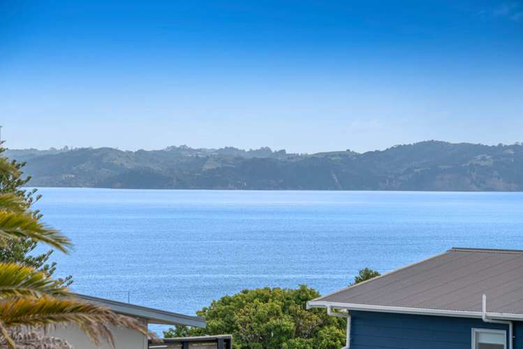 27 Pacific Parade Army Bay_15