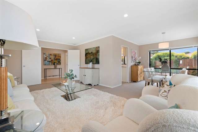 5 Newinn Crescent East Tamaki Heights_2