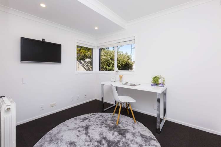 16 Comeskey Grove Elderslea_24