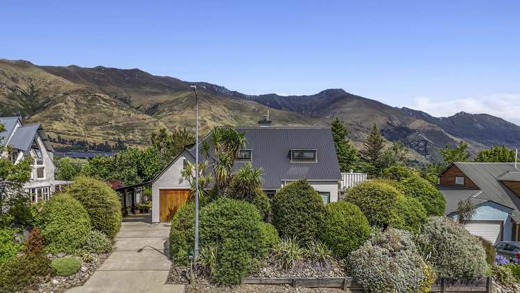 177 Stone Street Wanaka_1