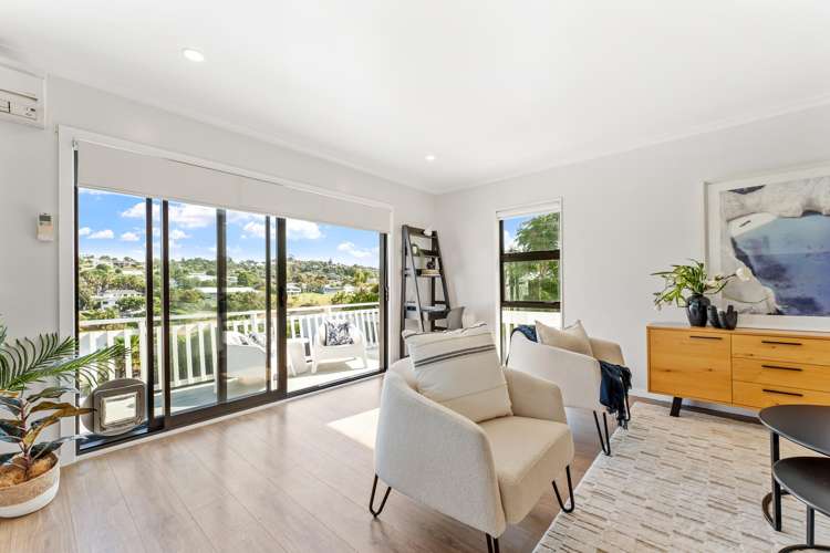 239 Vipond Road Stanmore Bay_5