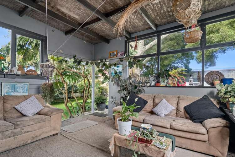 10 Campbell Street Leamington_13