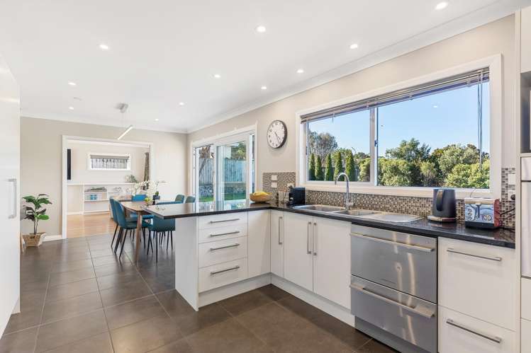 10 Magdalen Street Tawa_23