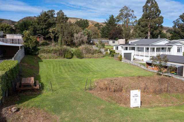 A Blank Canvas in a Growing Location