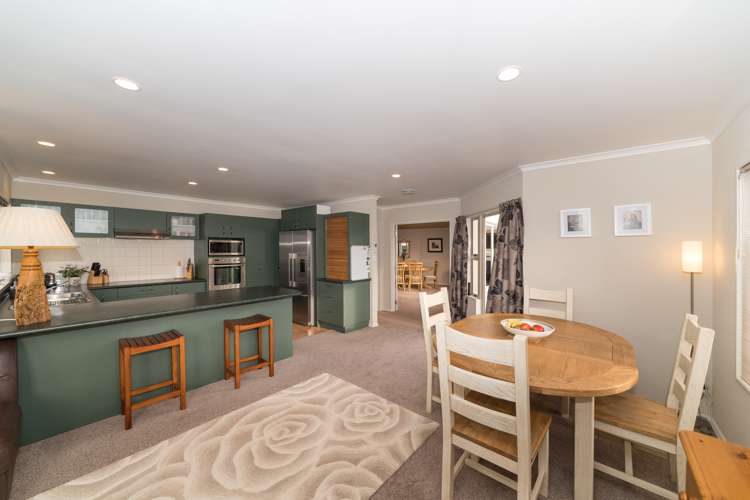 50 Pacific Drive Fitzherbert_7