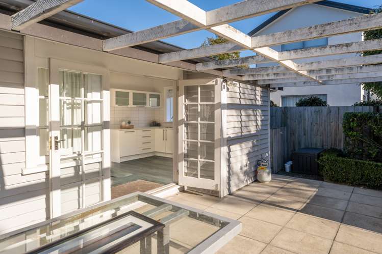 89 Saint Albans Street Saint Albans_12