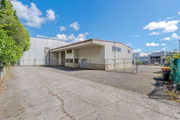 12 Waikaukau Road Glen Eden_1