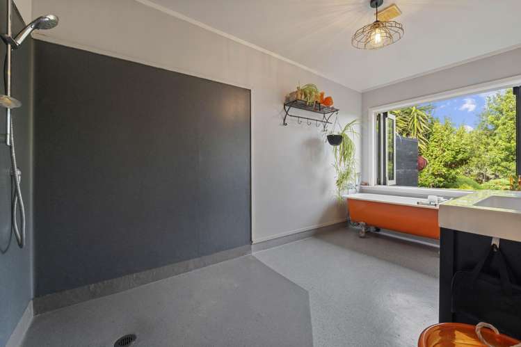 2071 South Road Otakeho_19