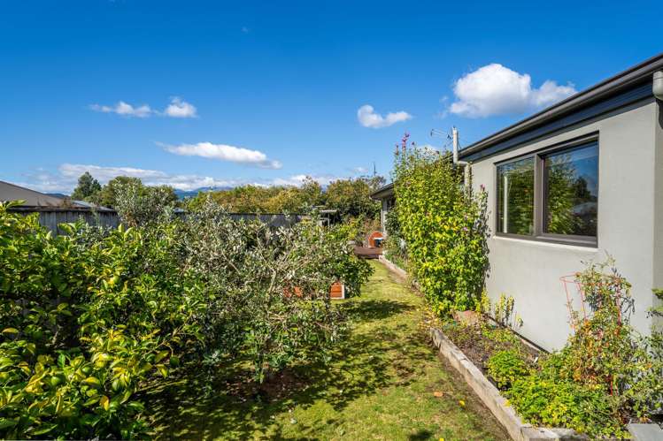 8a Angus Place Wakefield_26