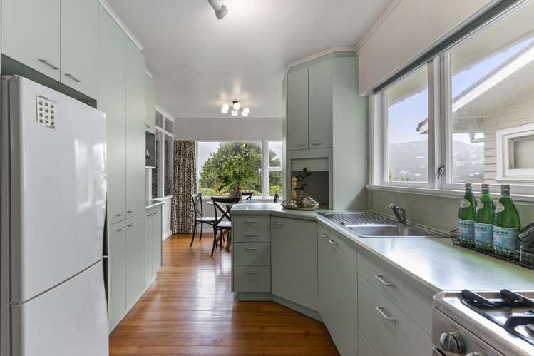 26 Collier Avenue Karori_6