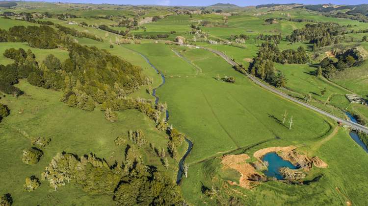 2192 Hetherington Road Ruawaro_17