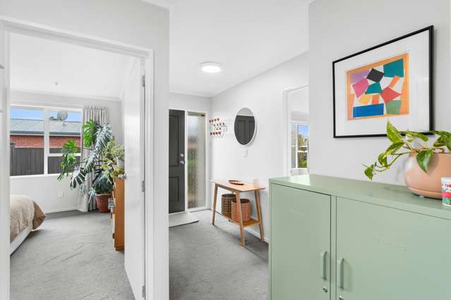 123 Gilberthorpes Road Hei Hei_3