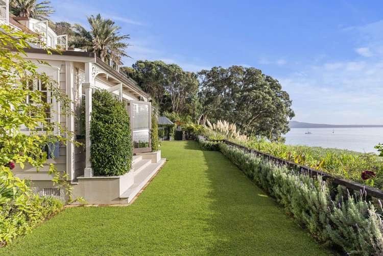 513 and 511 Riddell Road Glendowie_5
