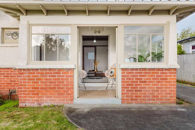 19 Annandale Avenue Takaro_5