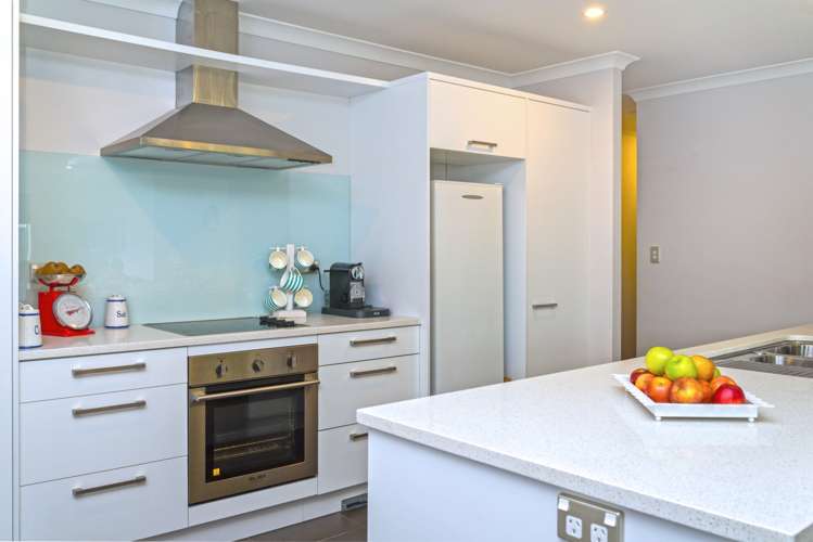 12 Weatherly Drive Beachlands_5