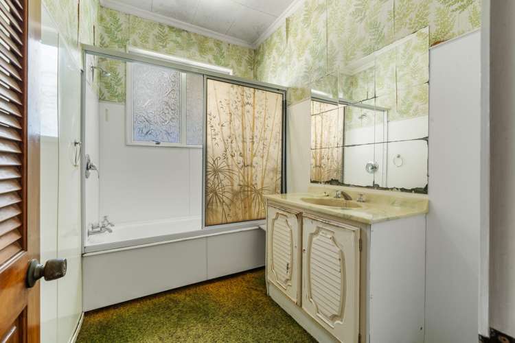 159 Tukapa Street Westown_17