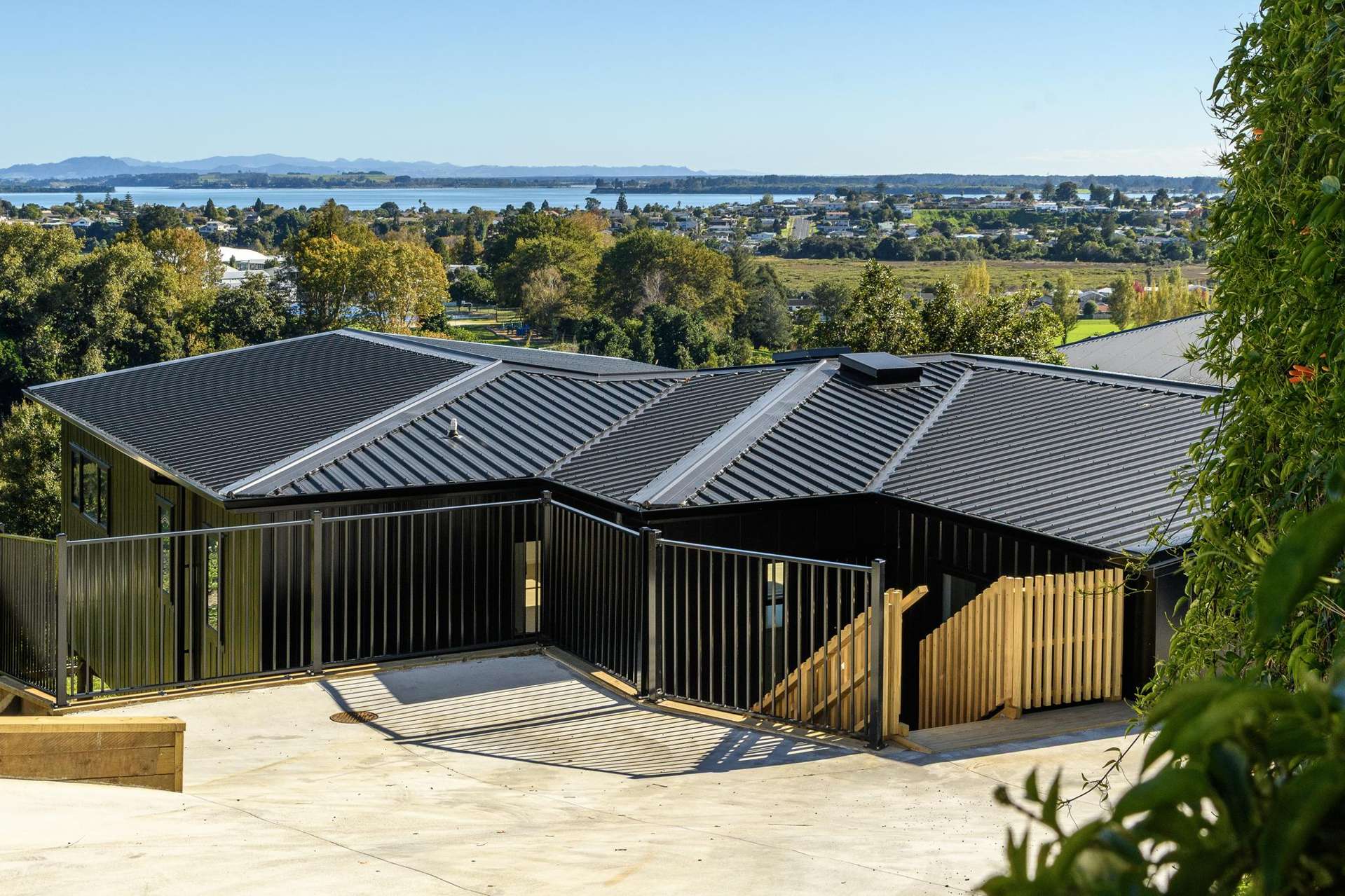 16 Dysart Road Otumoetai_0