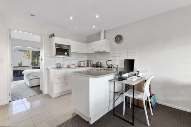 D2/71 Spencer Road Oteha_4