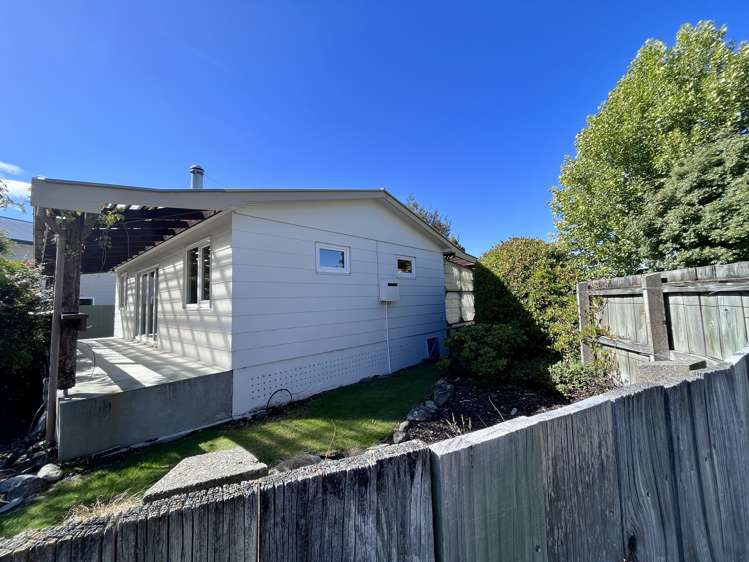 31 Maryburn Road Twizel_15