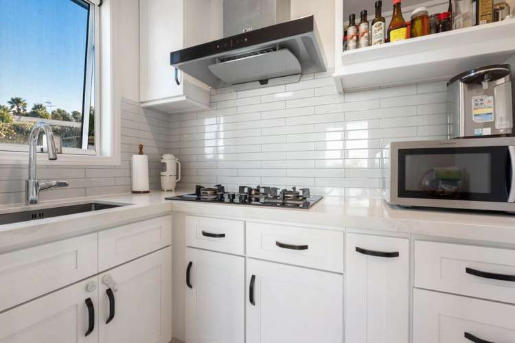 245 Hobsonville Road West Harbour_12