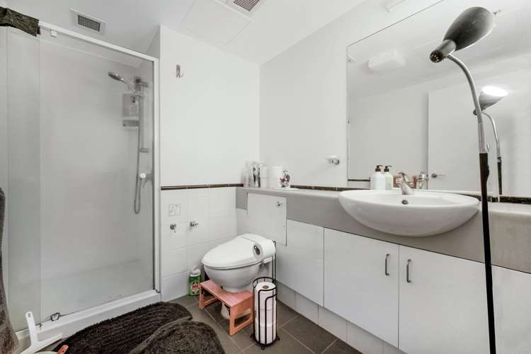 5G/2 Eden Crescent 10015_7