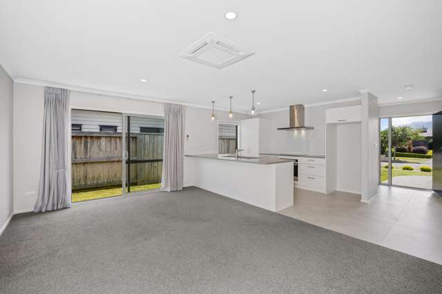 83 Awatira Drive Papamoa_4