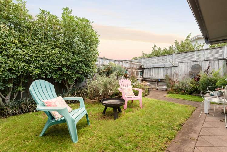 6 Montrose Place Pyes Pa_14