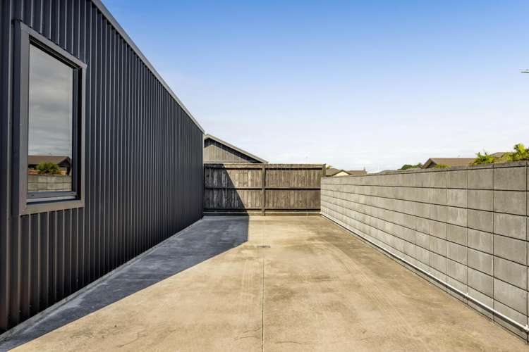 6 Hawetaone Street Bell Block_34