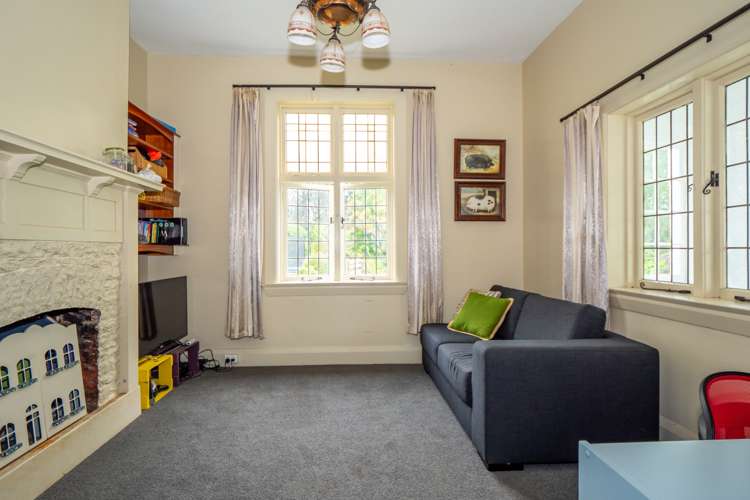 140 Barker Road Winchester_12