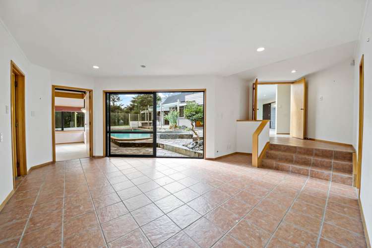 568 Ormiston Road Flat Bush_11