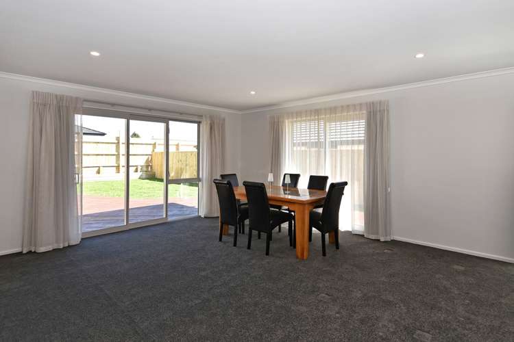 65 Hart Road Richmond_9