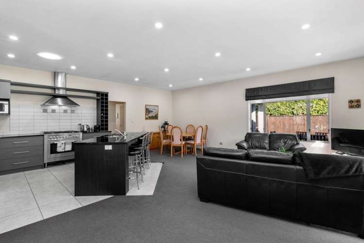 5 Fintry Place Flat Bush_11