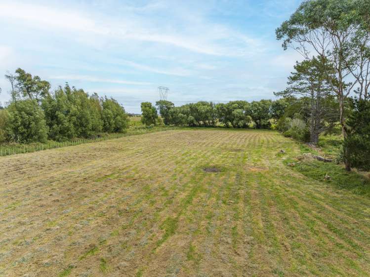 153 Swamp Road Te Horo_29