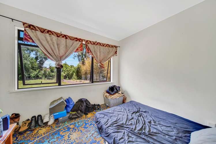 11 Fulton Crescent Otara_6